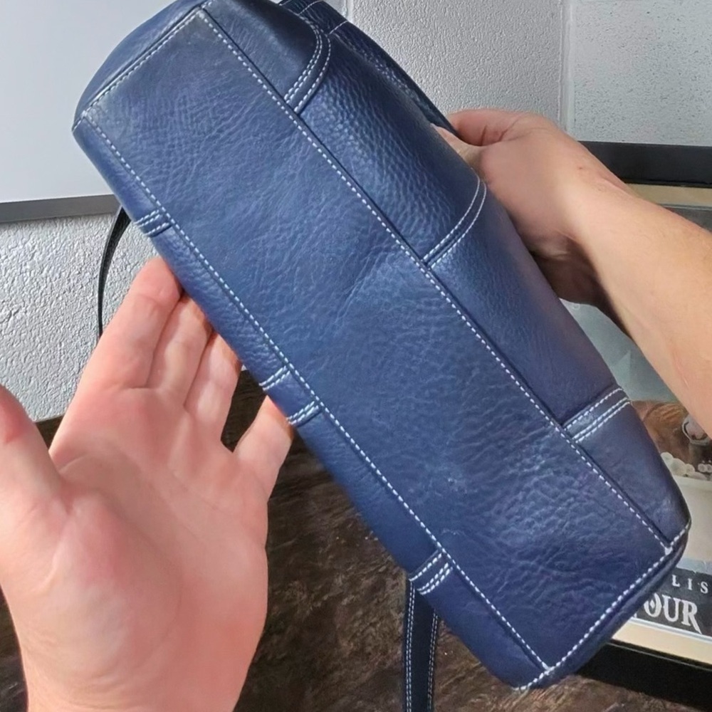 Coach Dark Blue Crossbody Bag Purse - Picture 3 of 13